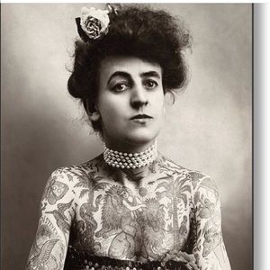 Meet your Posher, Monica